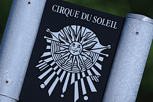 cirque sign
